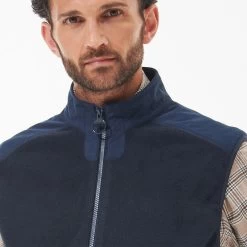 Barbour Men's Country Fleece Gilet - Navy 14 Barbour Men's Country Fleece Gilet - Navy -Fashionable Man barbour country flc gilet navy 5