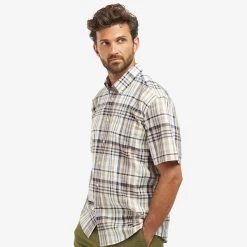 Barbour Men's Hartley Short Sleeve Shirt - Stone -Fashionable Man barbour hartley rg ss stone 2