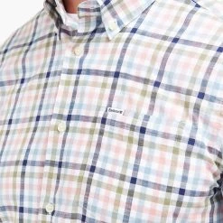 Barbour Men's Kinson Tailored Short Sleeve Shirt - Pink 11 Barbour Men's Kinson Tailored Short Sleeve Shirt - Pink -Fashionable Man barbour kinson tf pink 1