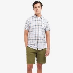 Barbour Men's Kinson Tailored Short Sleeve Shirt - Pink 9 Barbour Men's Kinson Tailored Short Sleeve Shirt - Pink -Fashionable Man barbour kinson tf pink 4