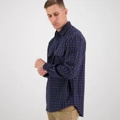 Swanndri Men's Barn Yarn Dye Shirt - Blue -Fashionable Man barn yarn dye shirt blue 3