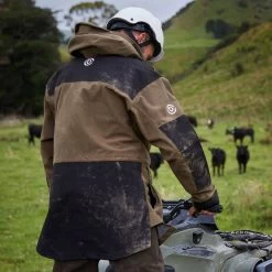 Betacraft Mamaku Jacket - Taupe 13 Betacraft Mamaku Jacket - Taupe -Fashionable Man betacraft mamaku jacket taupe 4