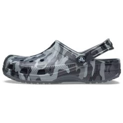 Crocs Men’s Classic Printed Camo Clogs – Grey -Fashionable Man crocs classic camo grey 7