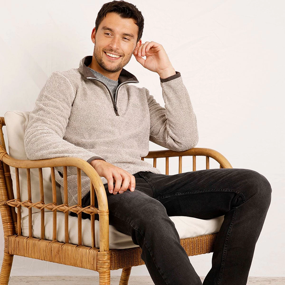 Weird Fish Men's Errill ¼ Textured Zip Fleece - Ecru 8 Weird Fish Men's Errill ¼ Textured Zip Fleece - Ecru - Image 8