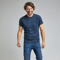 Weird Fish Men’s Fished Branded T-Shirt – Navy 15 Weird Fish Men’s Fished Branded T-Shirt – Navy -Fashionable Man fished navy 1