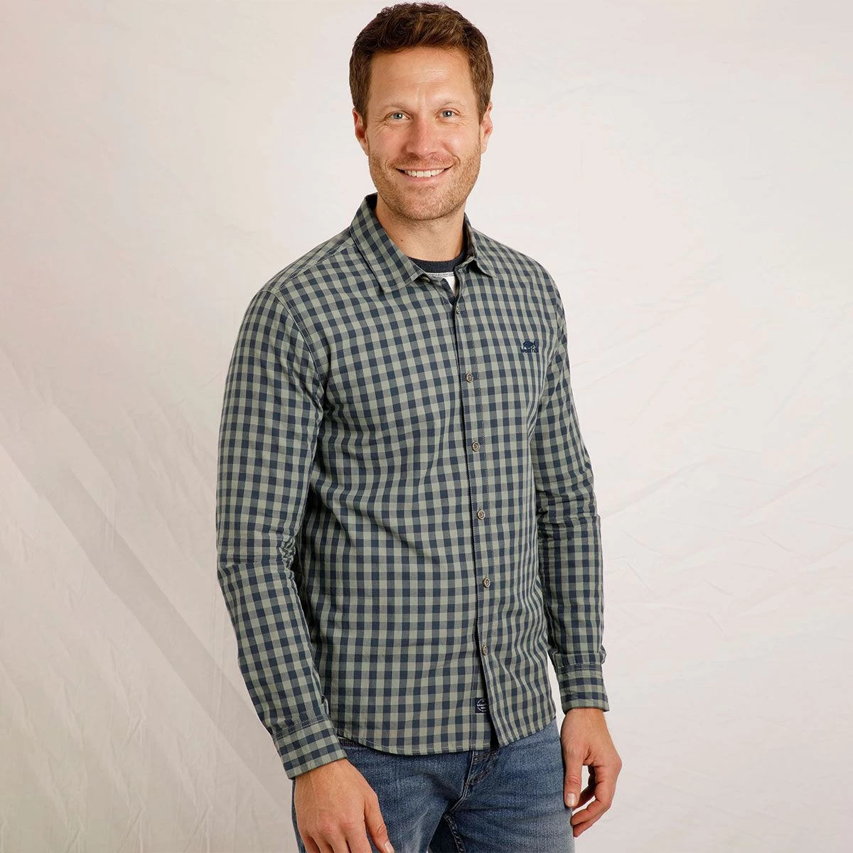 Weird Fish Men's Lando Long Sleeve Check Shirt - Shadow 4 Weird Fish Men's Lando Long Sleeve Check Shirt - Shadow - Image 4