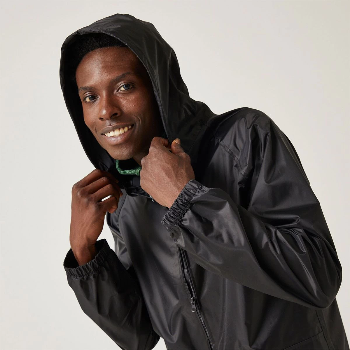 Regatta Men's Stormbreak Jacket - Black 2 Regatta Men's Stormbreak Jacket - Black - Image 2