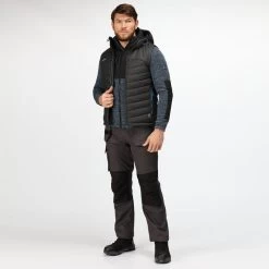 Regatta Professional Men's Calculate Bodywarmer - Ash -Fashionable Man regatta professional men s calculate bodywarmer ash 2