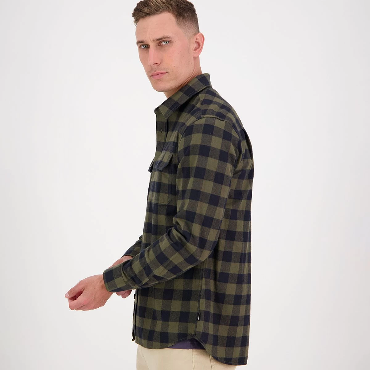 Swanndri Men's Taranaki Tailored Shirt - Olive/Navy 4 Swanndri Men's Taranaki Tailored Shirt - Olive/Navy - Image 4